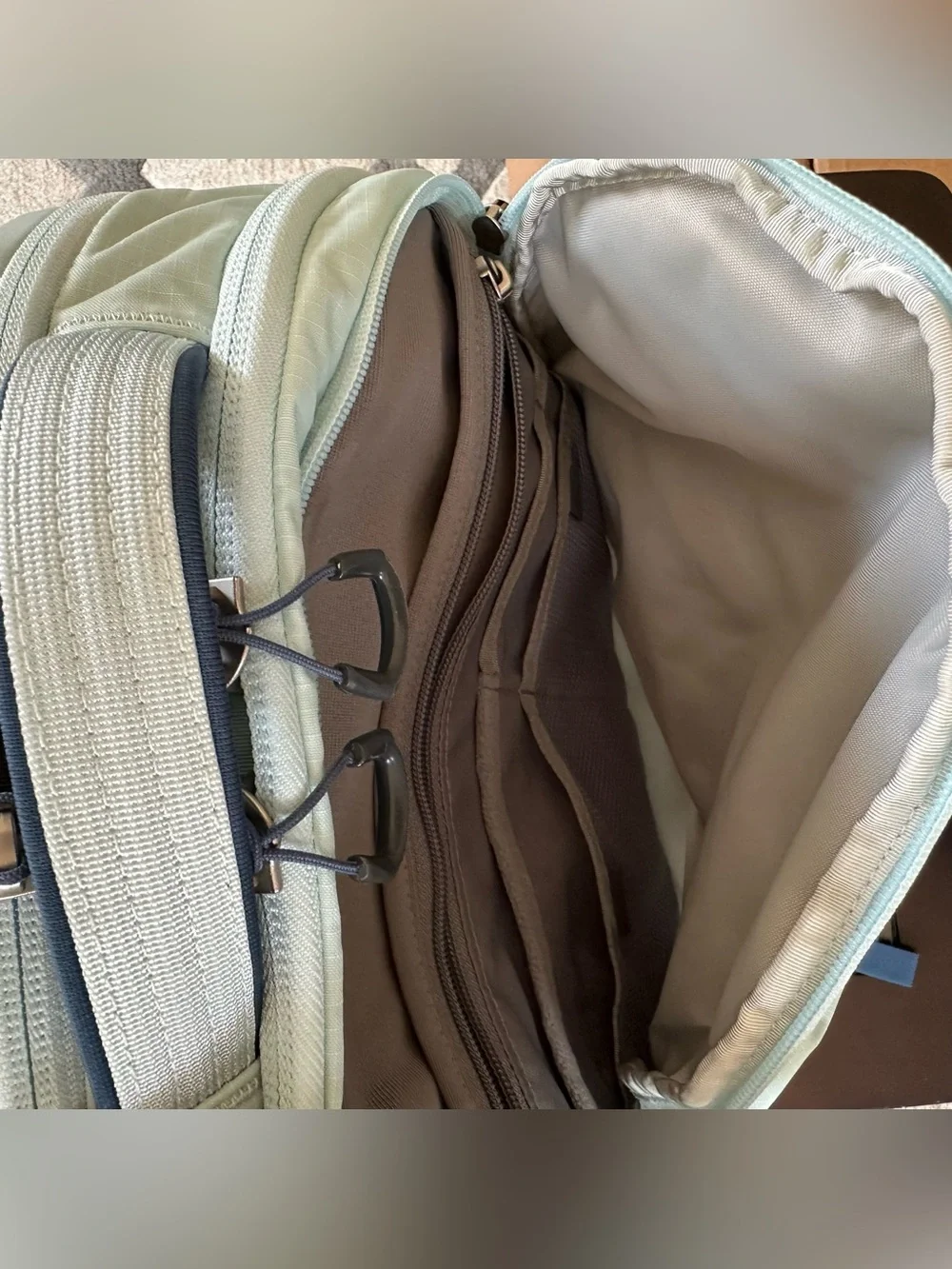 The North Face Women's Borealis Backpack 27L (Style Code: NF0A52SI)